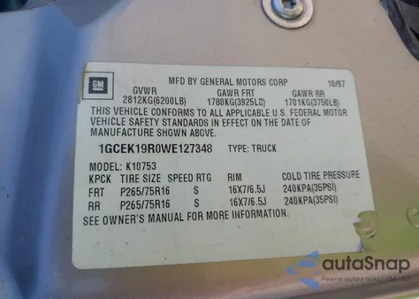 1998 Chevrolet K1500 Fleetside z USA, uszkodzony, nr VIN 1GCEK19R0WE127348